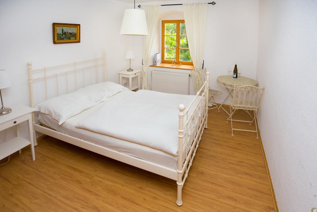 Weingut Mariaberg Apartment Meißen Exterior foto